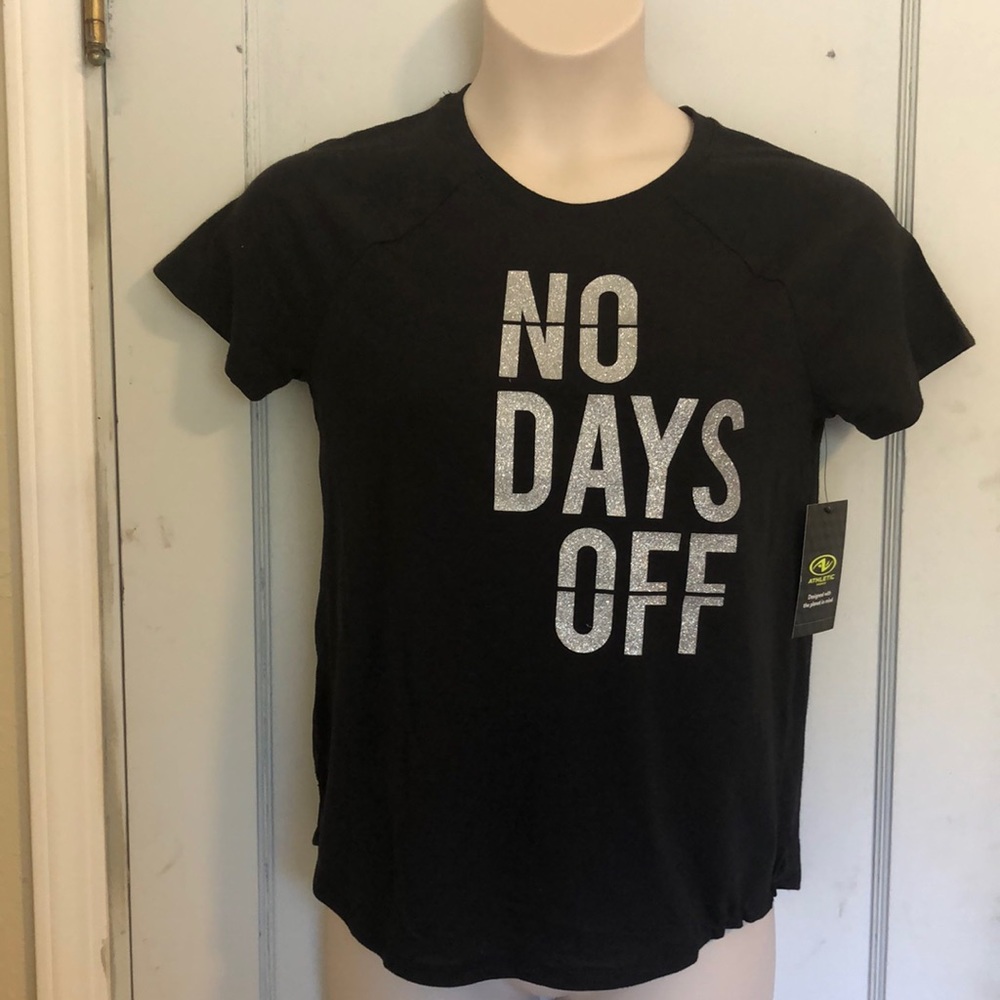 Athletic Black T-Shirt XXL (18) “NO DAYS OFF” in Silver Glitter